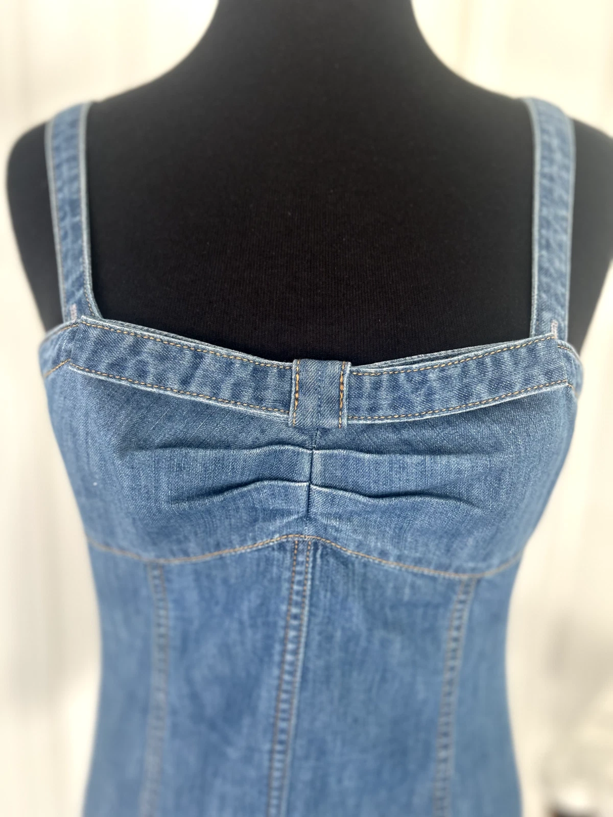 Abito in denim MOSCHINO blu jeans con dettaglio guaina con frange taglia 40 it o US 6