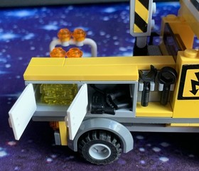Lego City 3179 Repair Truck with Lift Figure and BA 100% Complete