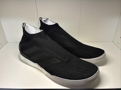 Adidas Predator Tango 18+ TR Men s 13 Black white Shoes