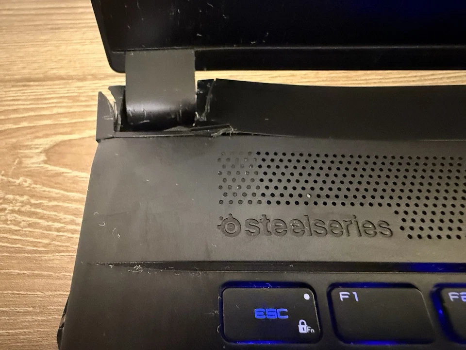 MSI GS66 Stealth - Problema GPU - LEER Foto 2 de 4