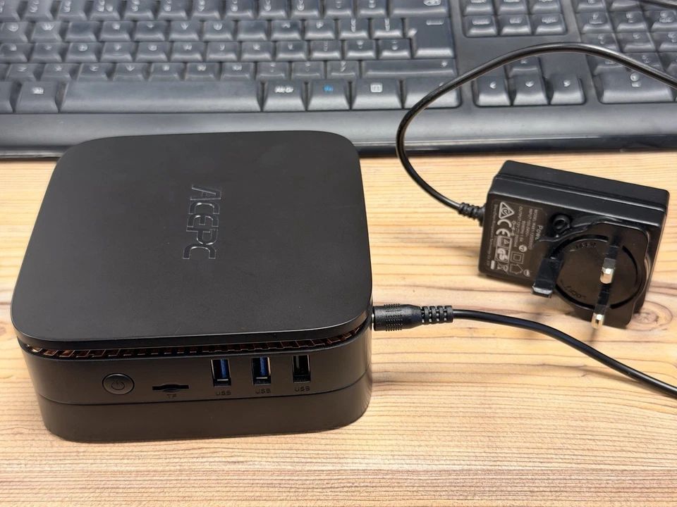 ACEPC AK1 Mini PC, Intel J3455, 4Gb RAM, 64GB EMMC, 240GB SSD. Great Condition - Image 2 of 4