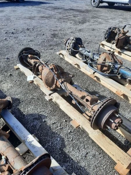 2009-2010 Chevrolet Silverado 2500 Rear Axle 3.73 Ratio 10.50" Ring Gear OPT-GT4 — 第 2/4 张图片