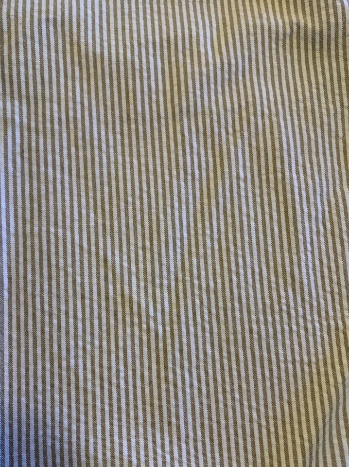 Pantalones Cortos de Golf IZOD Para Hombres 42 Off White Gris Rayas Frente Plano Pantalones Cortos de Golf Foto 2 de 4