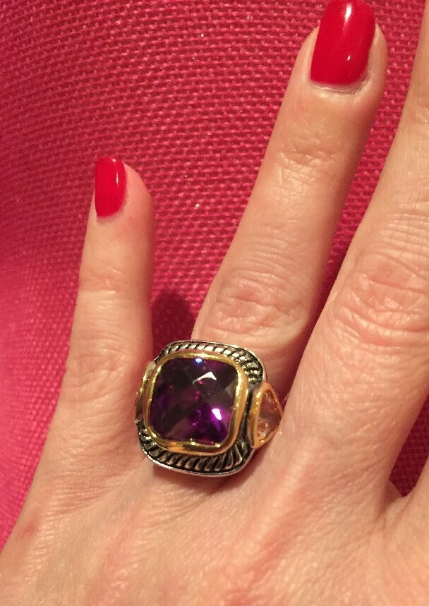 Nuevo "Diseñador Inspirado" Oscuro Morado Cz Anillo W. Cable Pata & 2 Tono Talla - Imagen 3 de 4