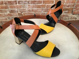 isaac mizrahi heels