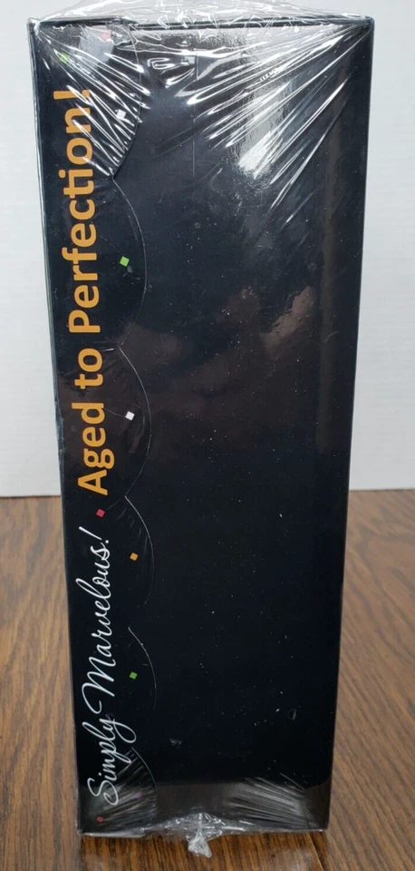 Small Cake Party Kit by Creative Converting With Confetti and Candles - Image 3 of 4