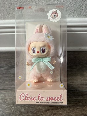 Popmart Labubu Mokoko Close To Sweet Pendant(PopLand Exclusive