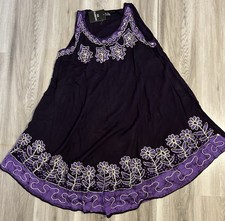 Casual summer dress, sleeveless, free size, 100% rayon, purple color.