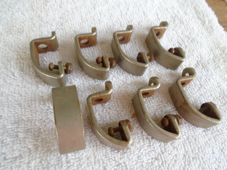 (8) VINTAGE RARE LEEDY WW2 RELIANCE BROADWAY COMMANDER VICTORY SNARE DRUM LUGS - Image 2 of 4