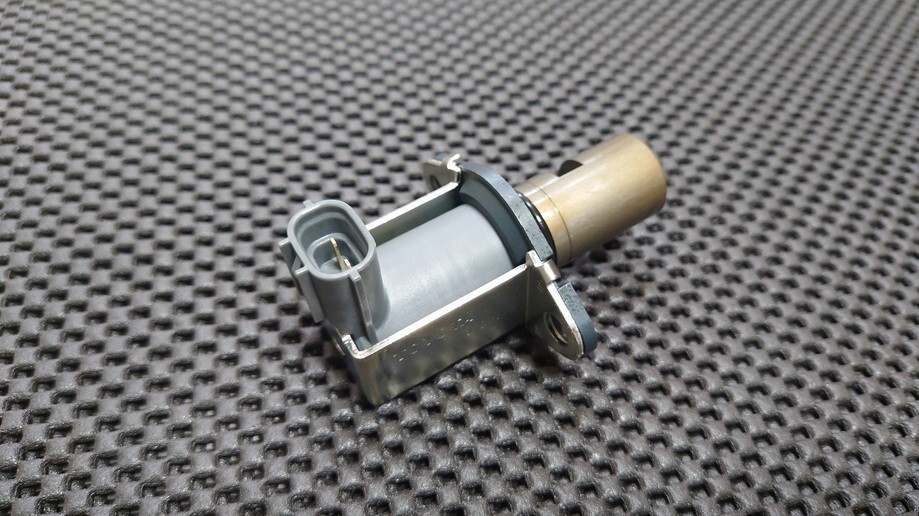 Genuine OEM Toyota AE86 4AG 20 valve VVT Solenoid AE101/AE111 | eBay