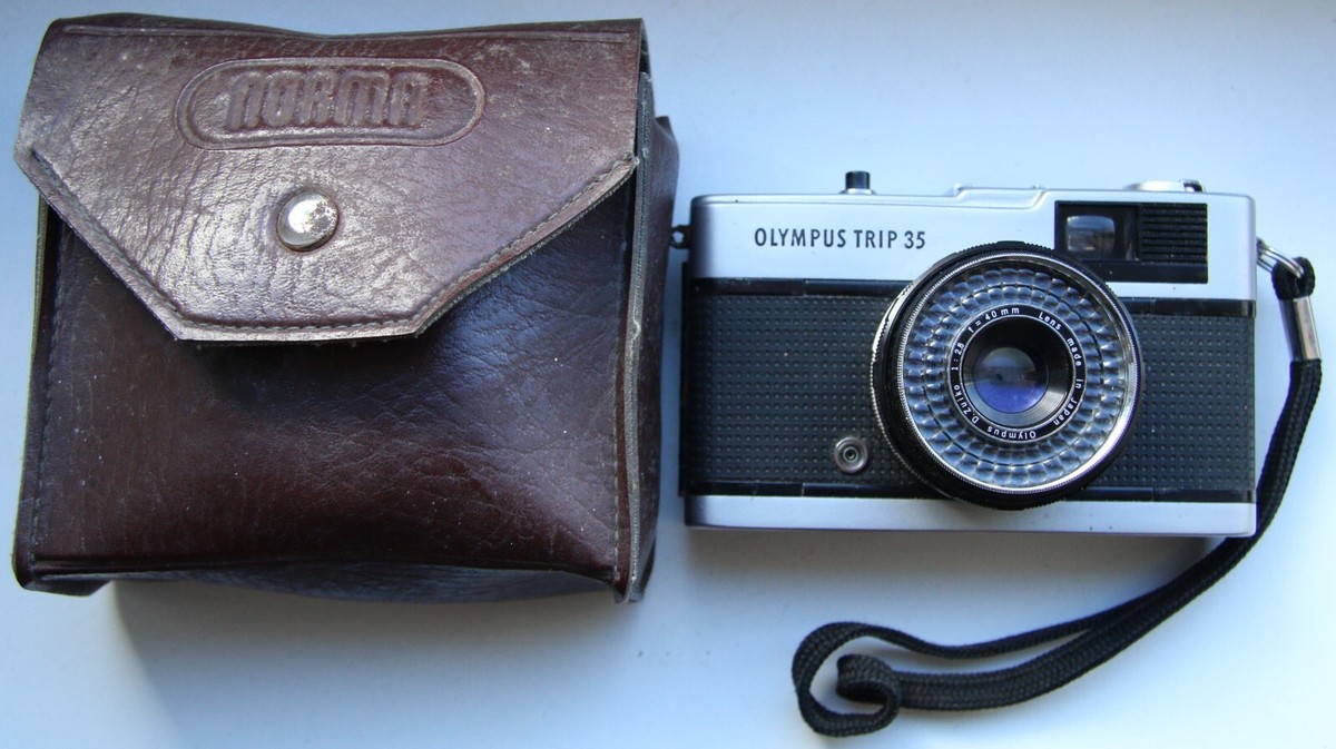 Vintage Olympus Trip 35 40mm F2.8 Lens Point & Shoot Film Vintage Olympus Trip 35 40mm F2.8 Lens Point & Shoot Film