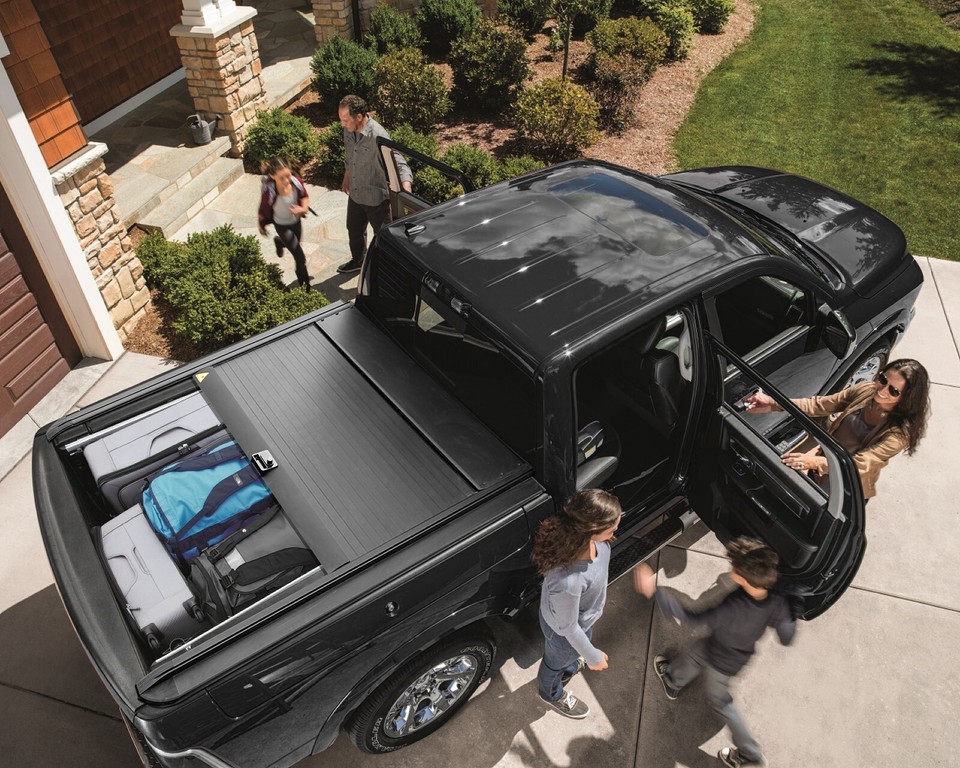 Truck Bed Cover Tonneau Cover Retractau Hard For Toyota 1623