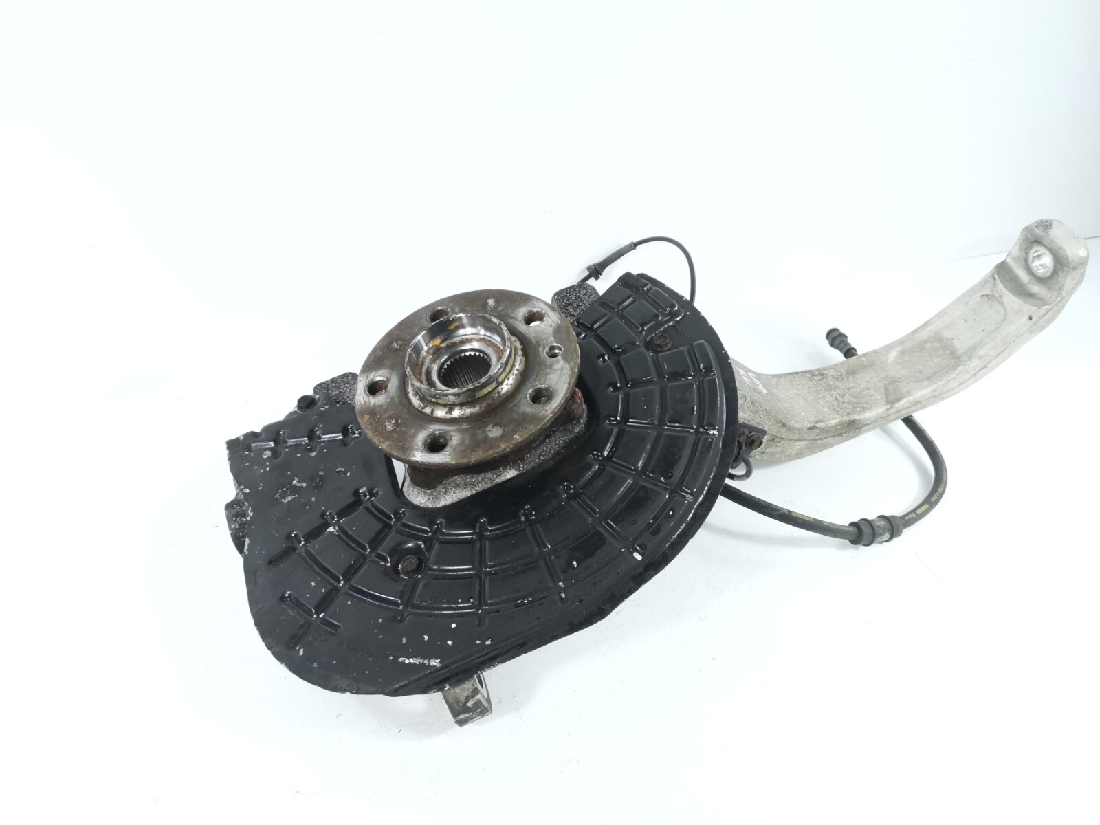 17-20 MASERATI Levante FRONT LEFT DRIVER SIDE SPINDLE KNUCKLE HUB 670034829