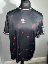 Mens Umbro Carling Lager T-shirt BNWT Size Medium