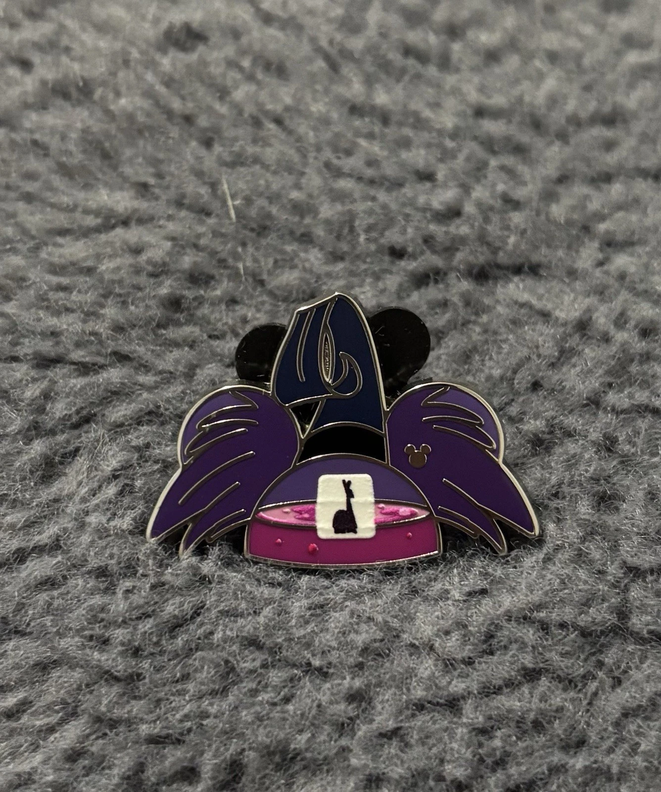 Disney Hidden Mickey Yzma Ear Hats Pin Wave B 2025 Emperors New Groove