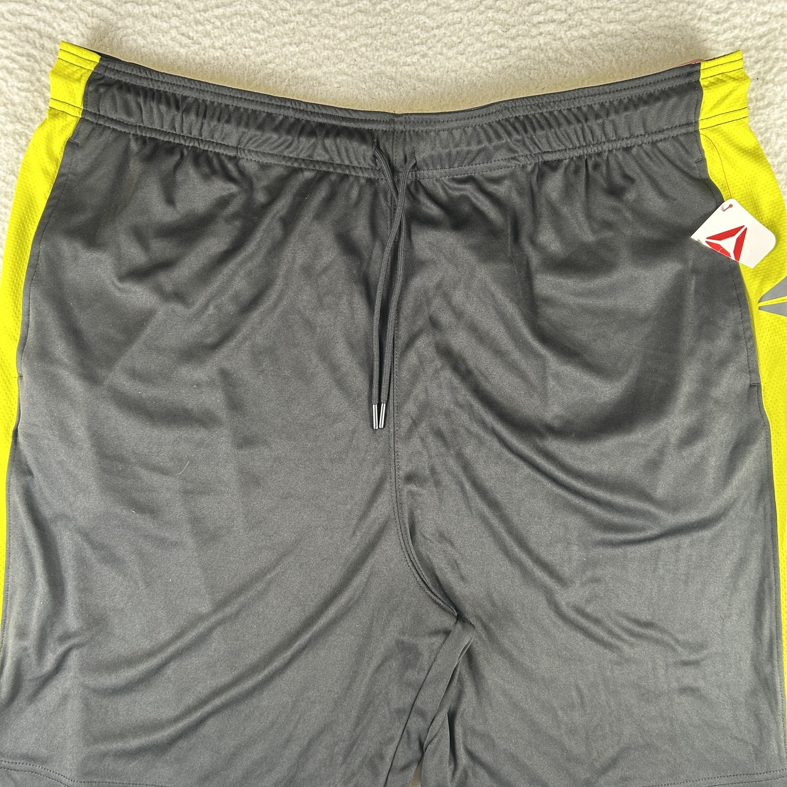 Reebok Athletic Shorts Mens 3XL Slim 9" Polyester Drawstring New With Tags thumbnail 2