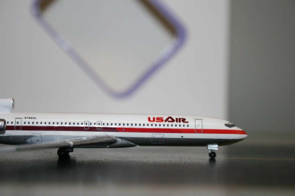 Aeroclassics 1:400 US Air Boeing 727-200 N762AL (AC411175) Die-Cast Model Plane - Image 2 of 4