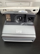Polaroid One 600 Silver Instant Film Flash Camera 100mm Auto Focus