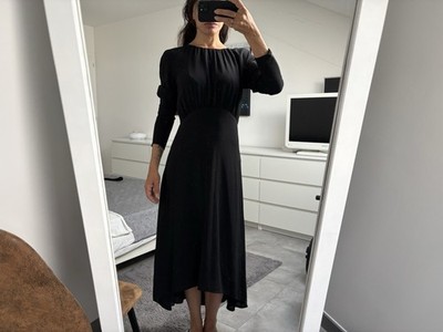 Sisley Kleid zeitlos schwarz fließend Seidenoptik Maxi lang S M 36 38