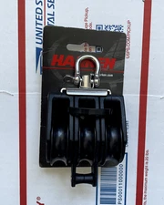 Harken 40Mm Carbo Air Triple Swivel Block W/Becket 2641