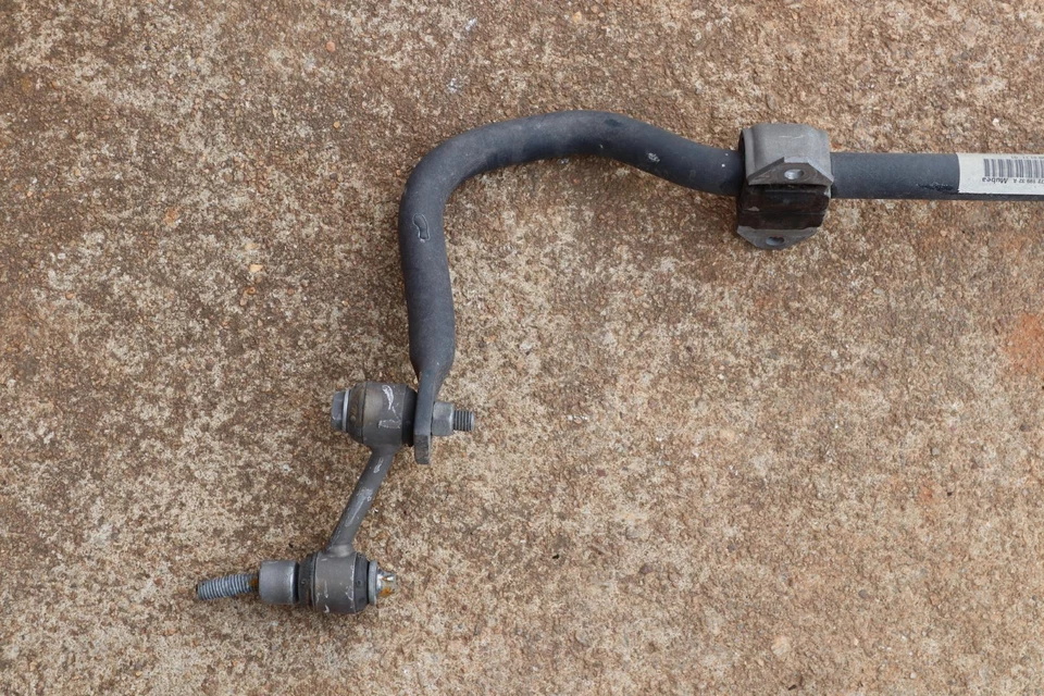 2014-2019 MERCEDES CLA CLASS CLA45 AMG REAR STABILIZER ANTI ROLL SWAY BAR OEM Foto 2 de 4