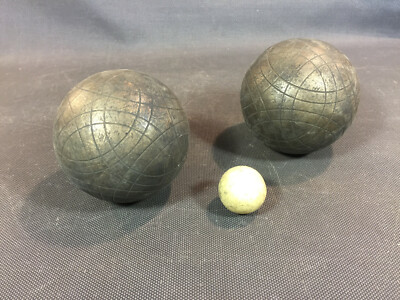 Boules de pétanques françaises - Boules en métal - Paire de boules de pétanques françaises dans un support en cuir - Jeu de pétanques vintage - France