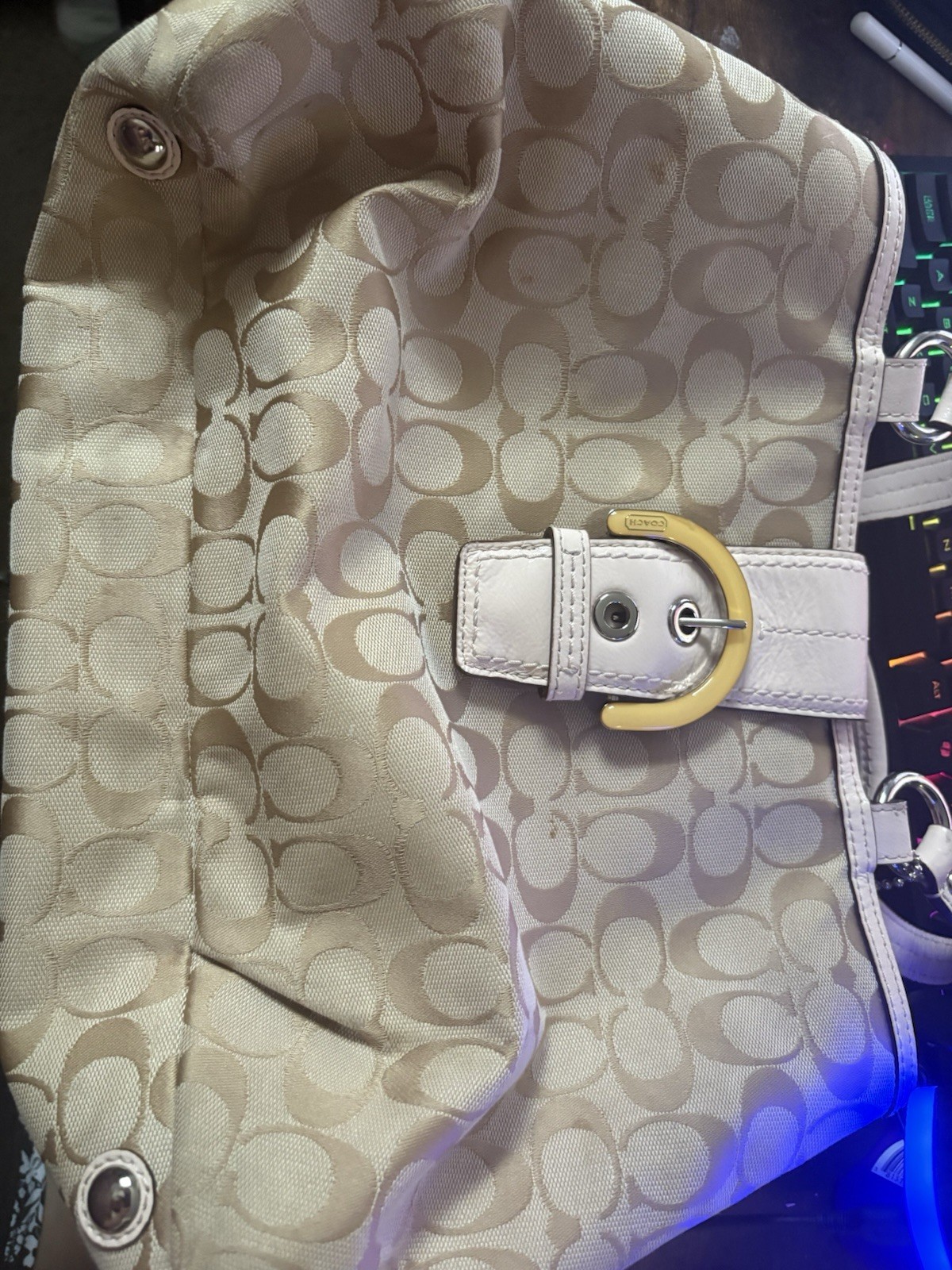 Coach Signature Beige/Ivory Shoulder Bag Buckle & Magnetic, Lined, Pockets