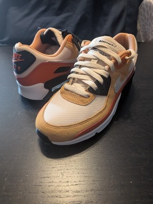 Nike Air Max 90 Sneakers Men NEW with Box Copper Moon/Sail - Pearl White 