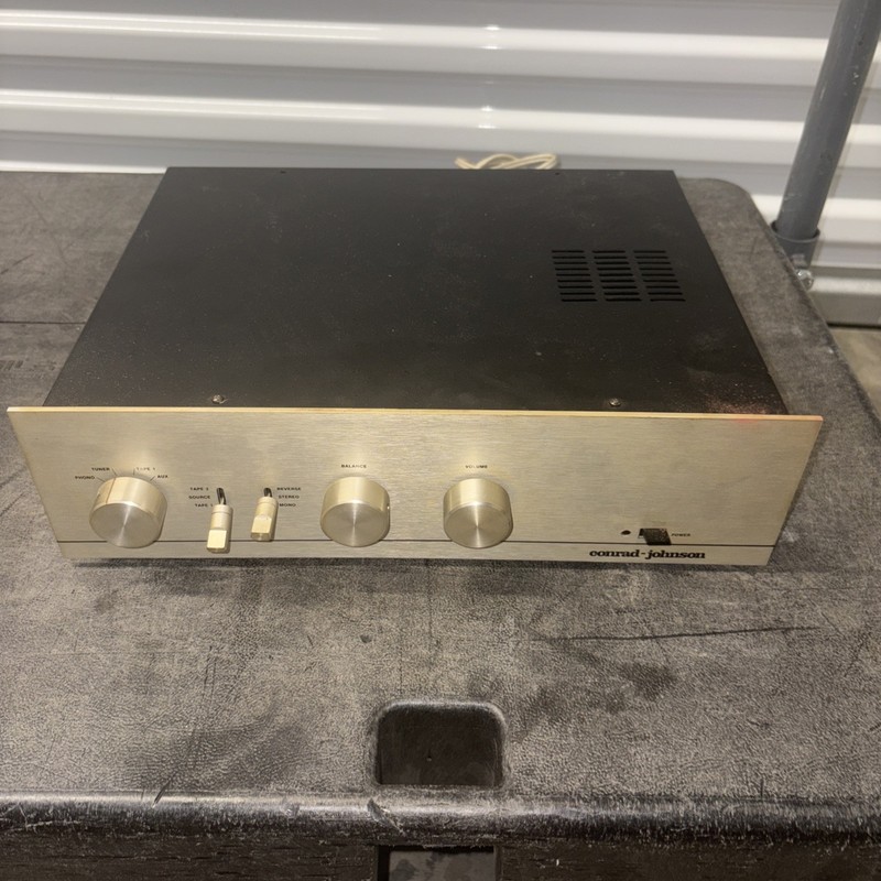 Vintage Conrad Johnson PV2 Stereo Tube Preamplifier