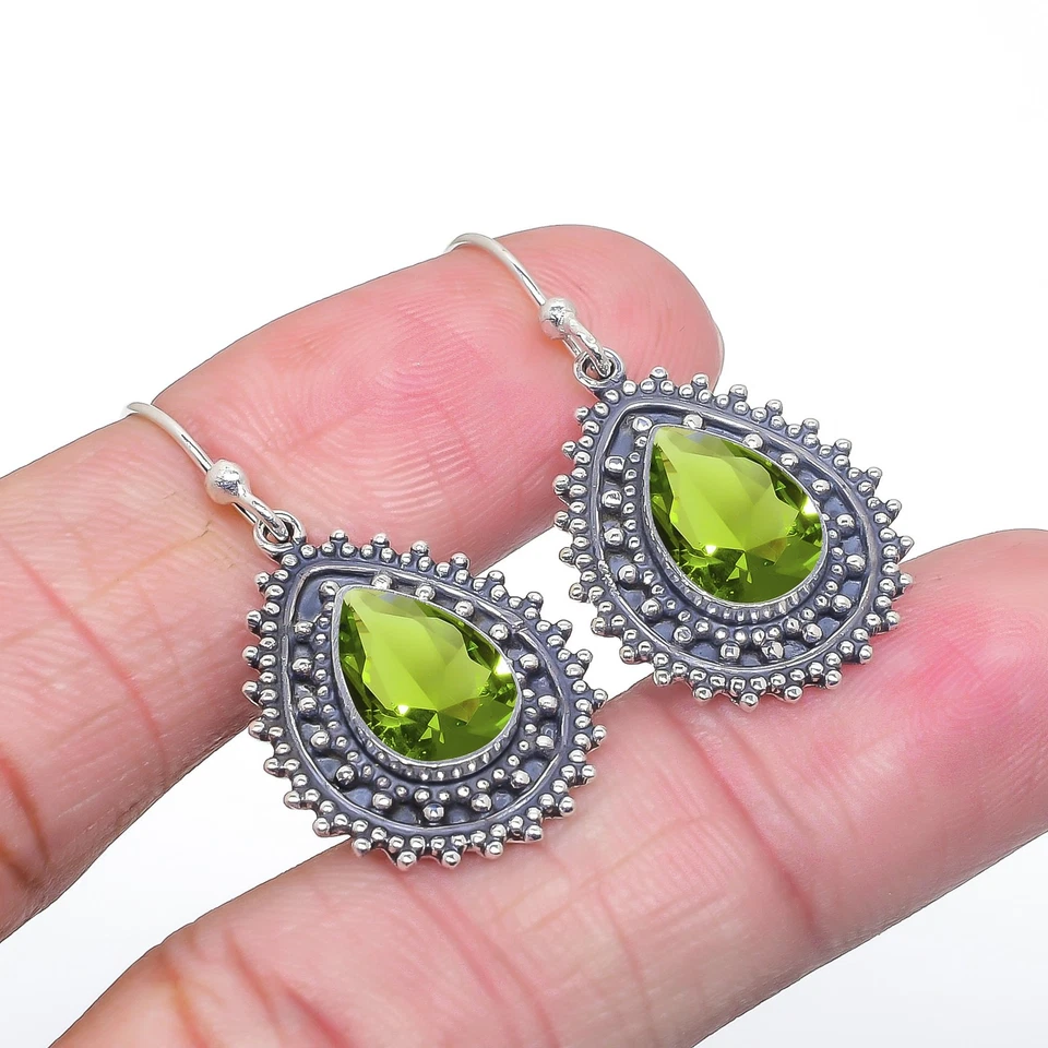 Peridot Gemstone 925 Sterling Silver Jewelry Earring, Beautiful Earring - Image 2 of 4