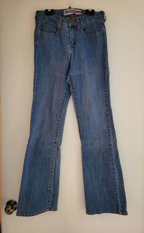 Vintage Levi's Denizen by Levi's Jeans Relaxed Style Great Fit 5 Pockets