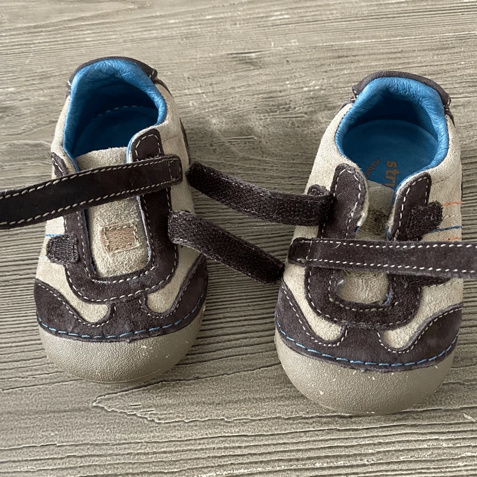 Stride Rite size 3.5 Stylish Tan and Brown Kids Shoes - Image 4 of 4