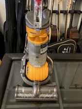 Dyson DC24 Ball All Floors Bagless 