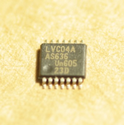74LVC04A Low-Voltage Hex inverter 6-Element Si-gate CMOS 74LVC04APW TTL 100Pcs