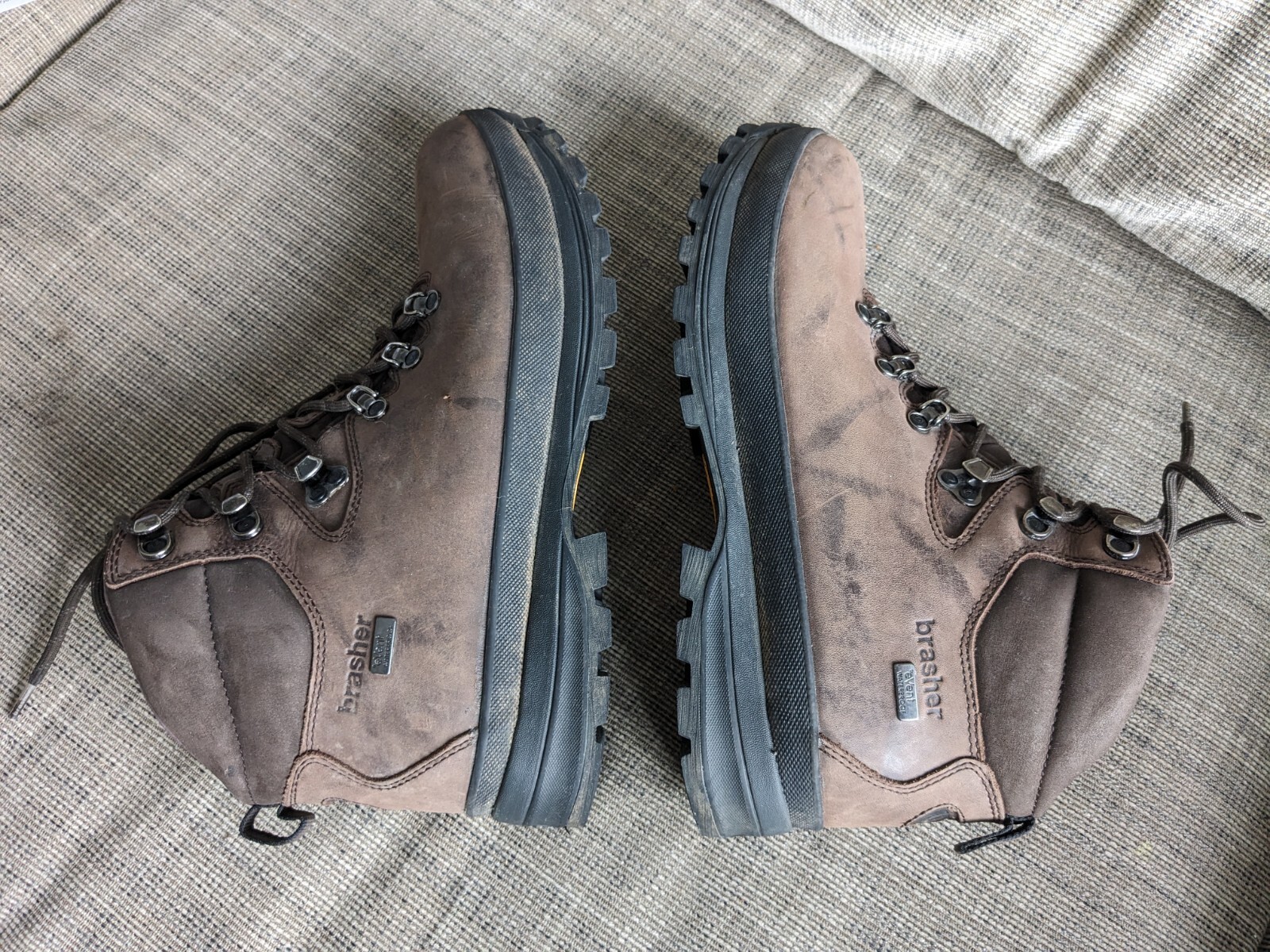 Brasher Men’s Country Walker Waterproof Walking Boots with Vibram