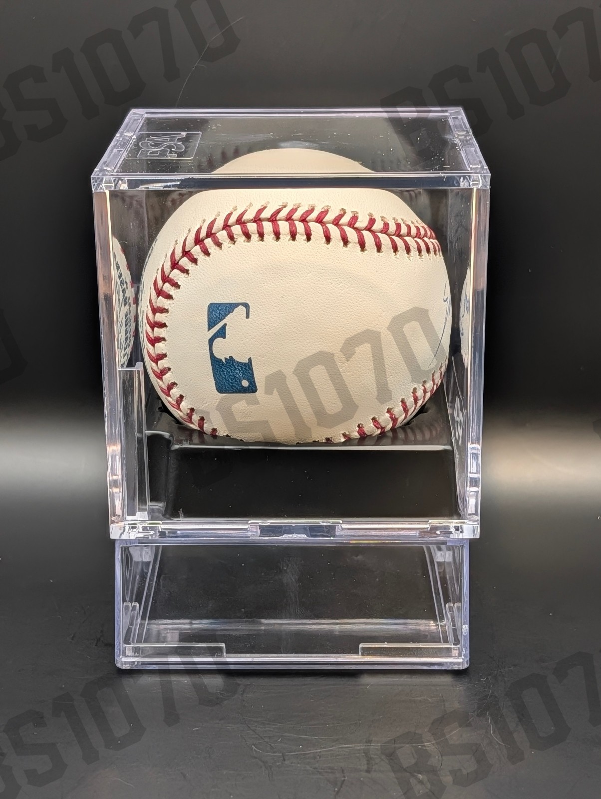San Francisco Giants Madison Bumgarner Autograph Baseball - PSA Authenticated view 4