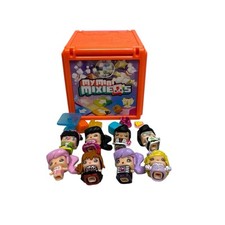 My Mini MixieQ's Mixie Q Lot Of 8 Figures Dolls Accessories 1 Cube Playset