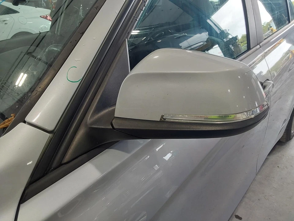 Used Left Door Mirror fits: 2015 Bmw 320I Power Sdn from 1/13 w/automatic revers Foto 2 de 4