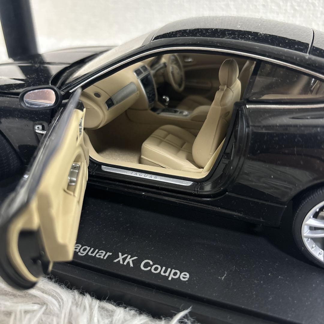 中古】AUTO art JAGUAR XK 2006 COUPE 1:18