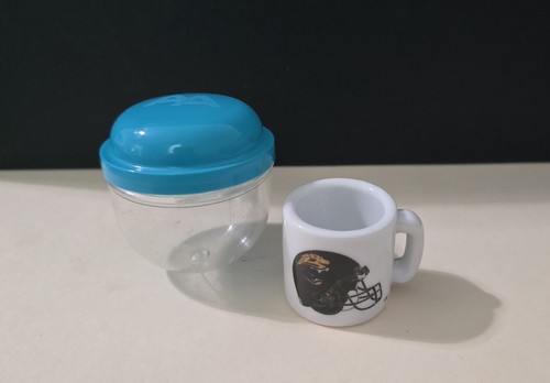 Vintage Mini Mug Jaguars NFL Novelty Coin Machine Prize - Picture 3 of 3