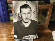 Syd Howe, 1937 Detroit Red Wings Press Photo