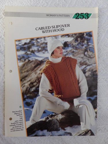 Zopf Slipper mit Kapuze Strickanleitung von Creative Knitting Nr.253