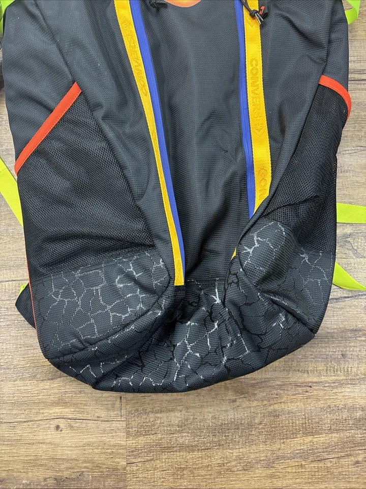 MOCHILA CONVERSE X SPACE JAM A NEW LEGACY - Edición Limitada Foto 3 de 4