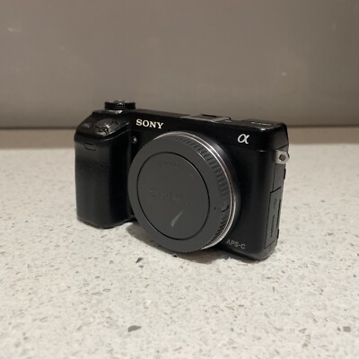 Sony Alpha NEX-6 Digital Camera Kit With Sony SELP-16-50mm - View #7