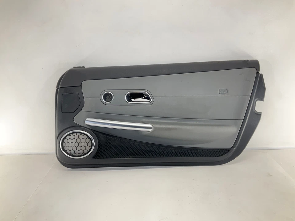 Painel de acabamento de porta de passageiro dianteiro direito CHRYSLER 04-08 Crossfire - Imagem 4 de 4