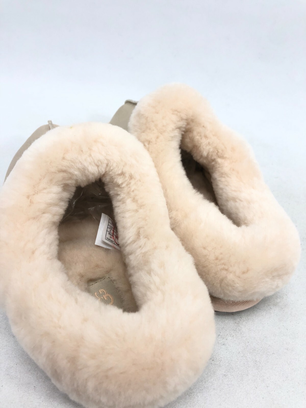 PANTOFOLA D’ORO UGG Pantofole da donna Moraene iridescenti scarpe da casa oro 1112505