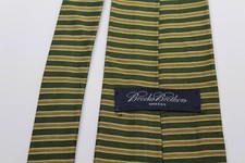 3481) BROOKS BROTHERS MEN'S TIE 100% SILK MADE IN USA