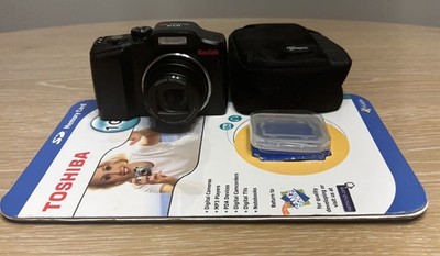 Kodak EasyShare Z915 Digital Camera 10X Optical Zoom 1GB SD Black