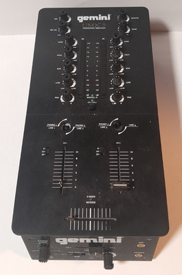 Gemini UMX-5 Professional VCA DJ Turntable Mixer 2 Channel Scratch Fader- AS IS