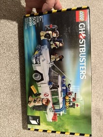 LEGO Ghostbusters: Firehouse Headquarters (75827) LEGO Ghostbusters car (21108)